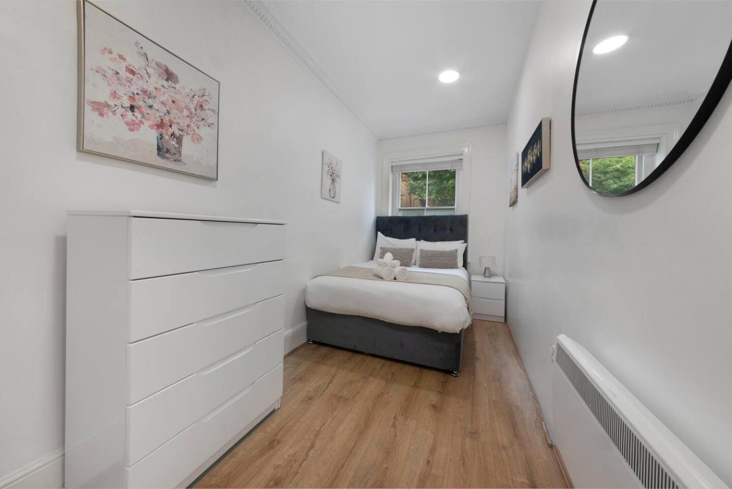 2 Bed Piccadilly Apartment 3 Londra Esterno foto